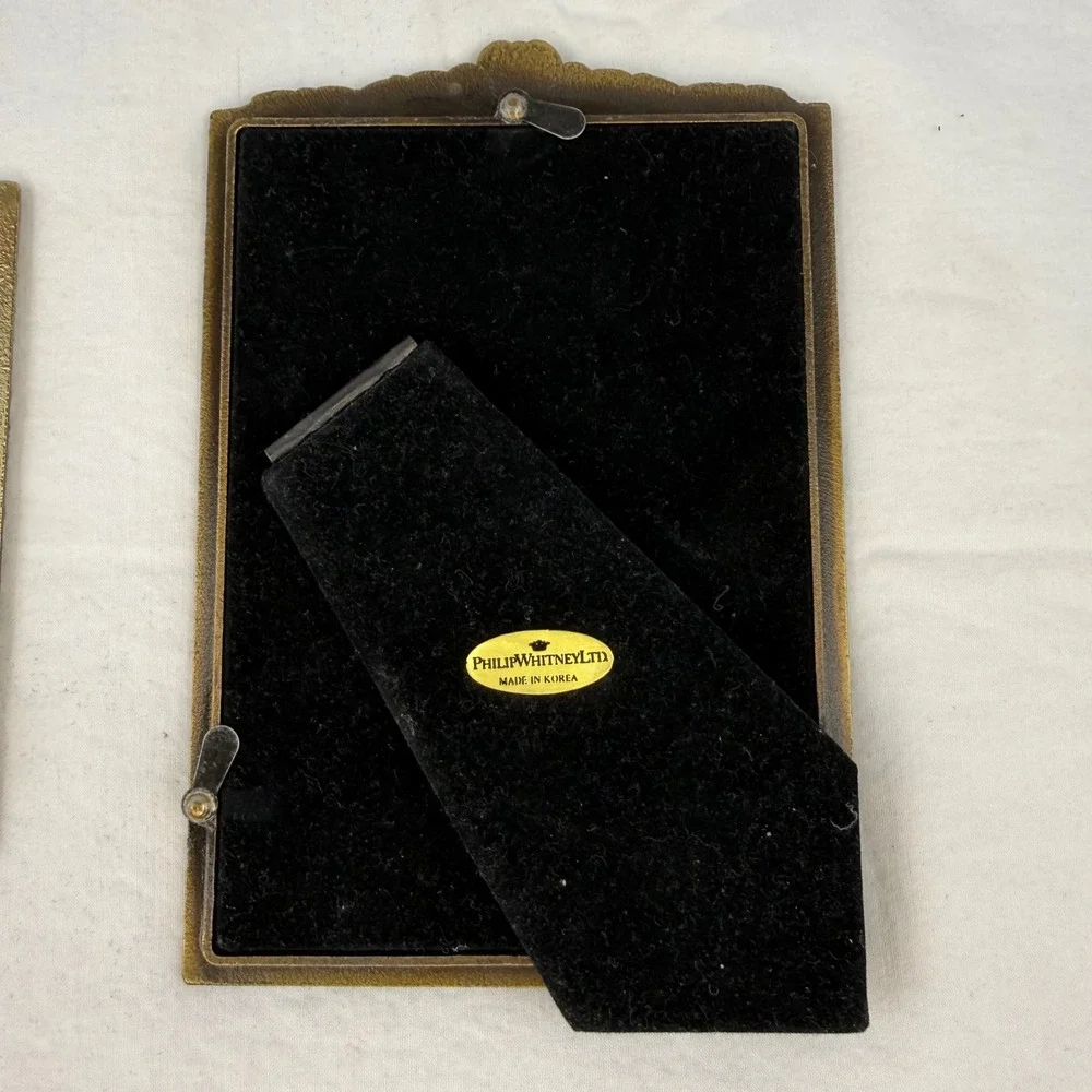 Philip Whitney LTD Vintage Gold Ornate Metal Picture Frames Set of 2